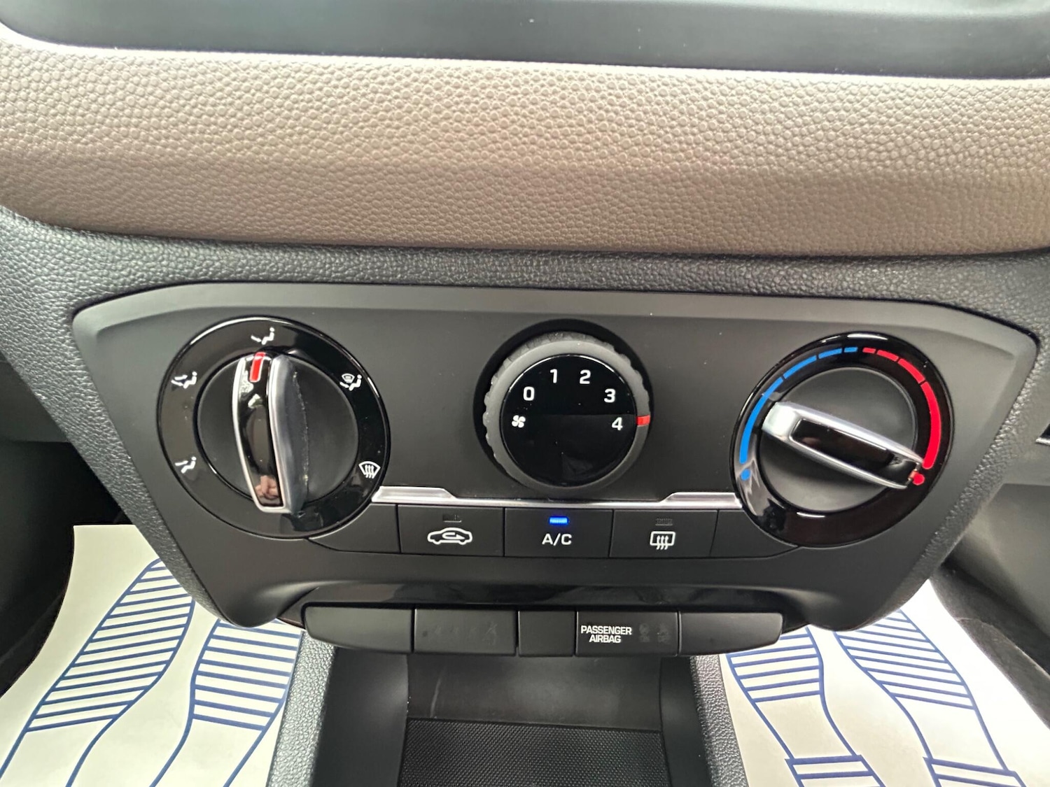 Used Hyundai i20 2015 for sale - 77455373: Photo 31