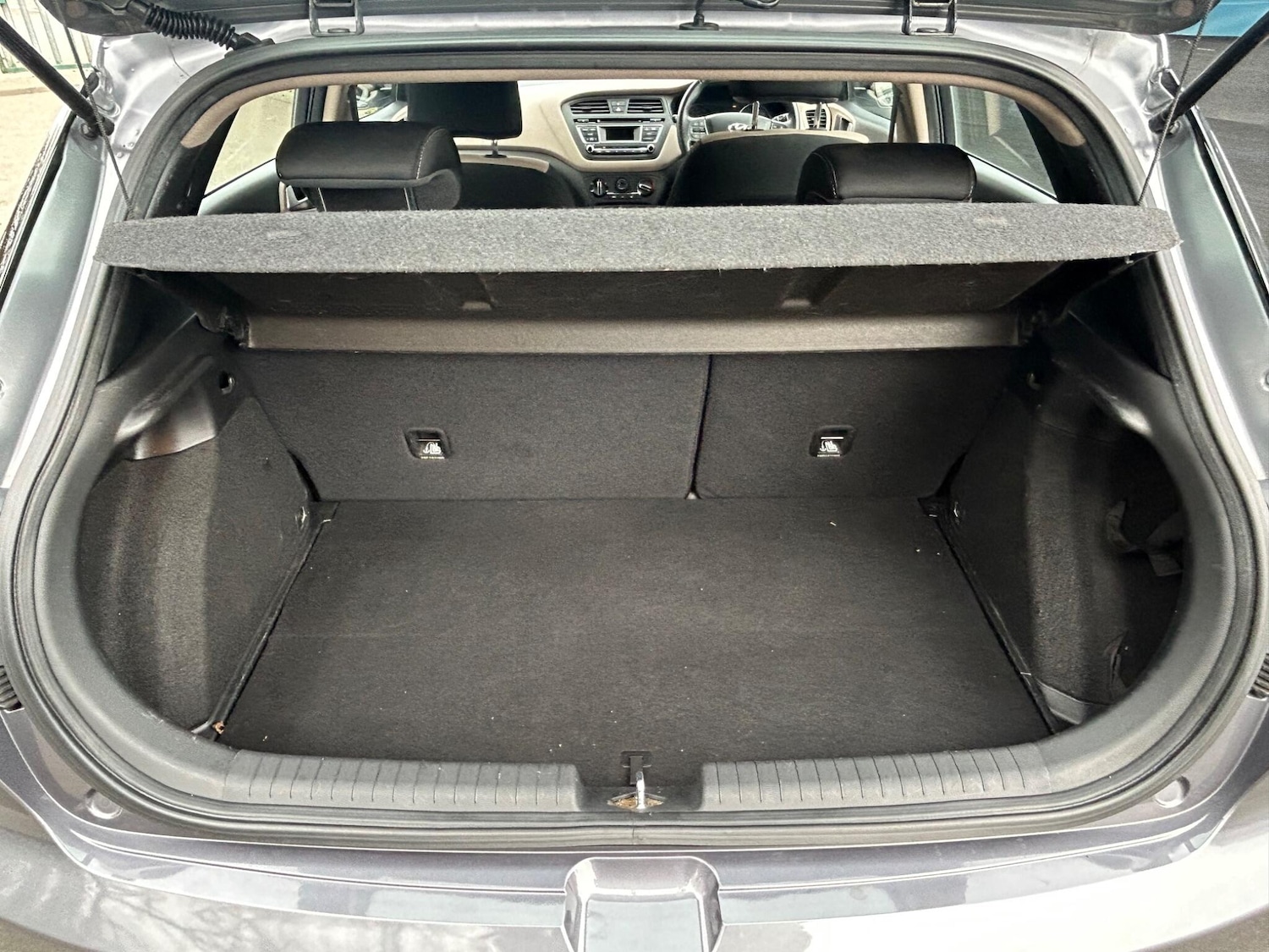 Used Hyundai i20 2015 for sale - 77455373: Photo 46