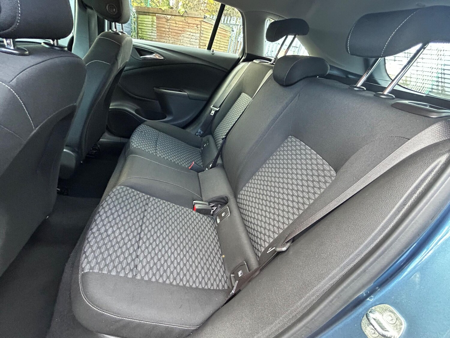 Used Vauxhall Astra 2017 for sale - 77510805: Photo 22