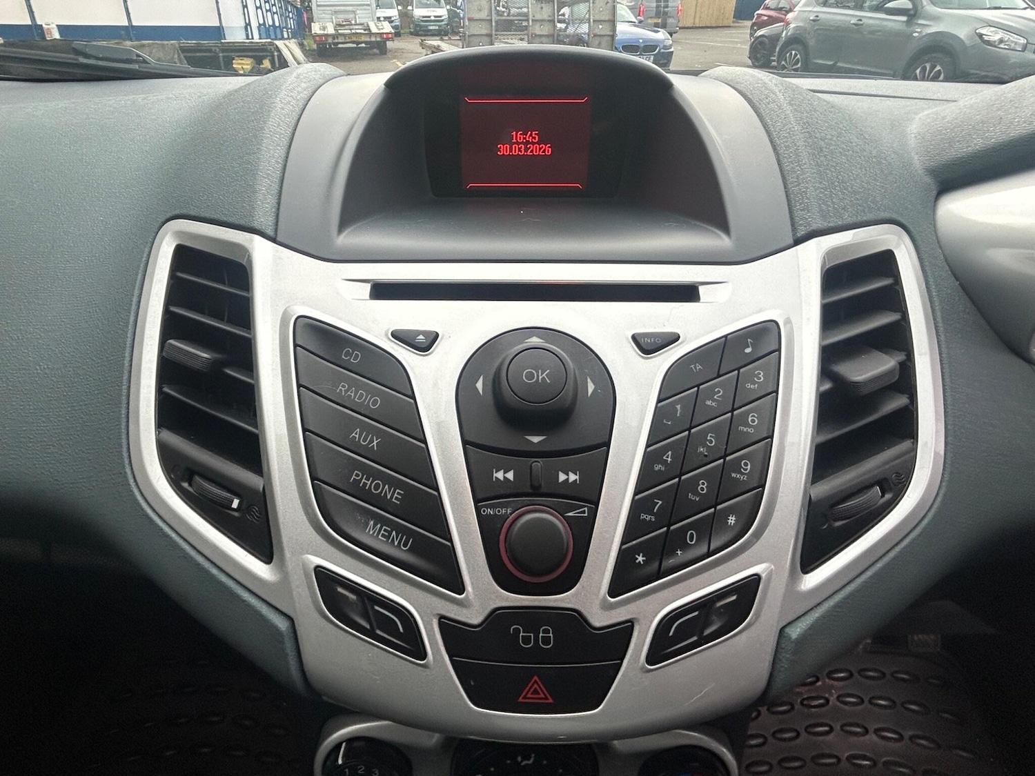 Used Ford Fiesta 2011 for sale - 78034684: Photo 12