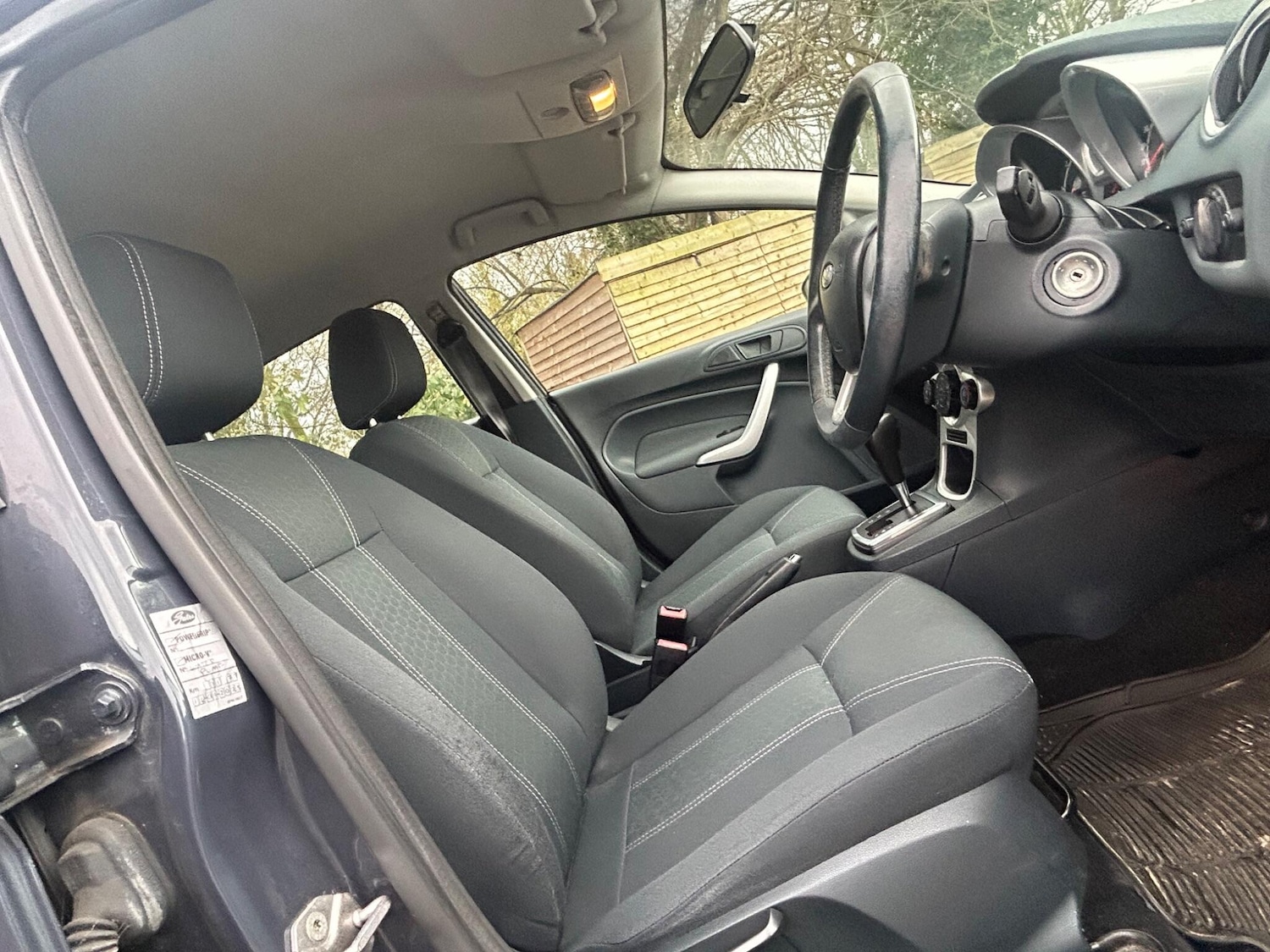 Used Ford Fiesta 2011 for sale - 78034684: Photo 8