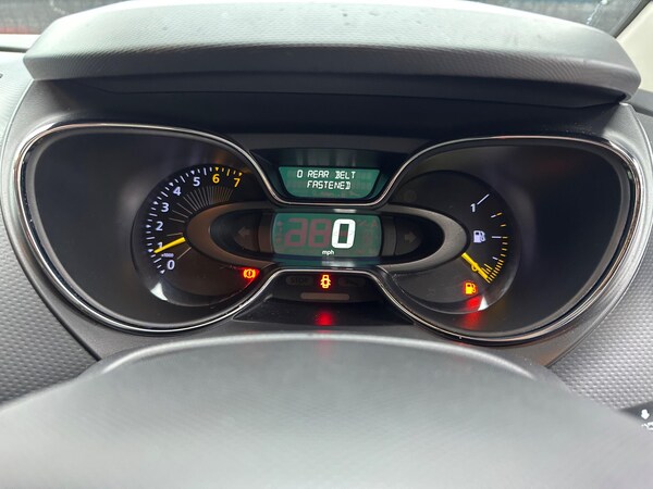 Used Renault Captur 2015 for sale - 76295376: Photo 13