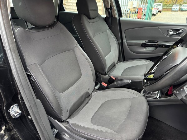 Used Renault Captur 2015 for sale - 76295376: Photo 16