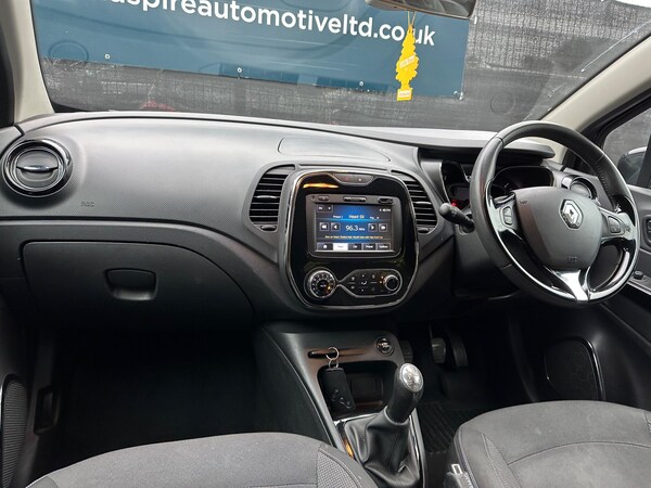 Used Renault Captur 2015 for sale - 76295376: Photo 9