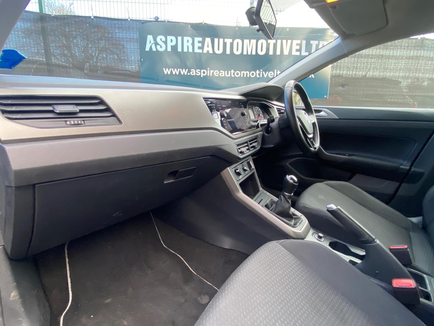 Used Volkswagen Polo 2018 for sale - 76898381: Photo 14