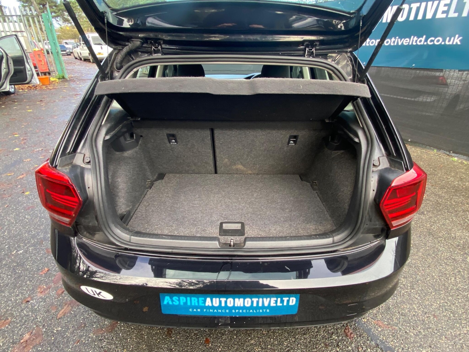 Used Volkswagen Polo 2018 for sale - 76898381: Photo 25