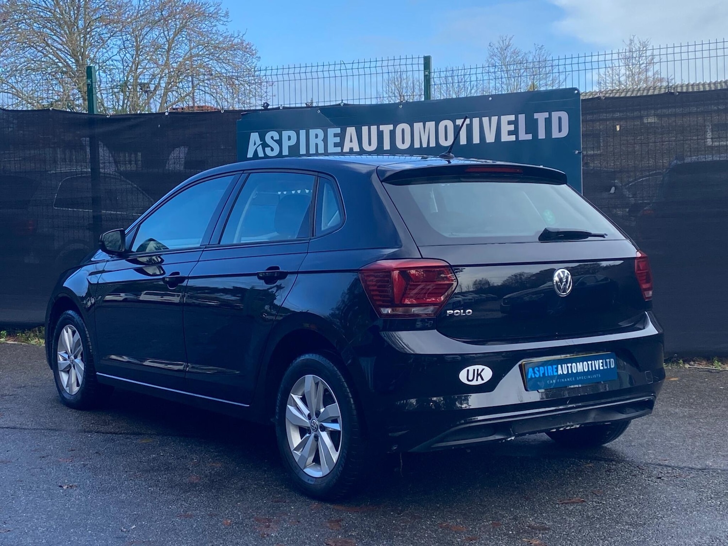 Used Volkswagen Polo 2018 for sale - 76898381: Photo 4