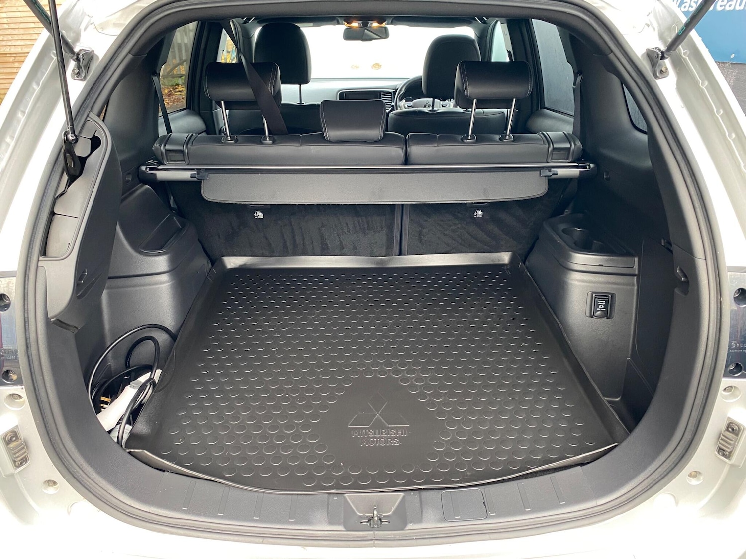 Used Mitsubishi Outlander 2018 for sale - 76953165: Photo 23