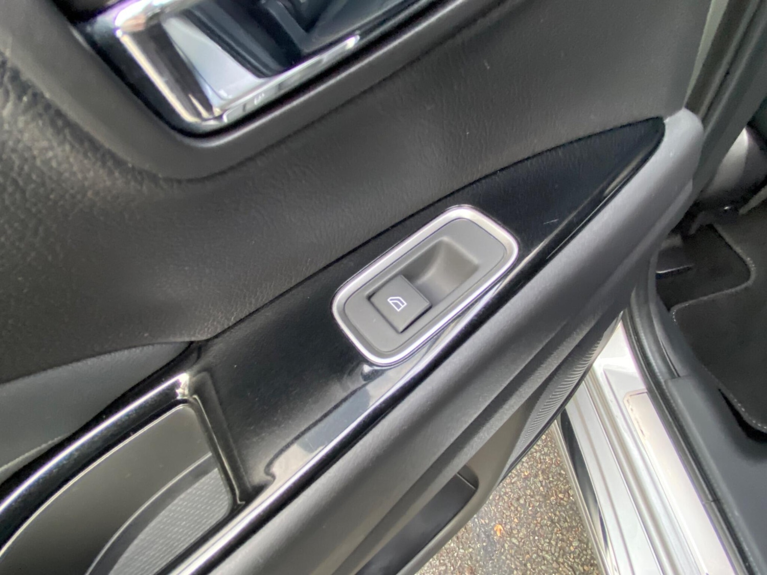 Used Mitsubishi Outlander 2018 for sale - 76953165: Photo 31