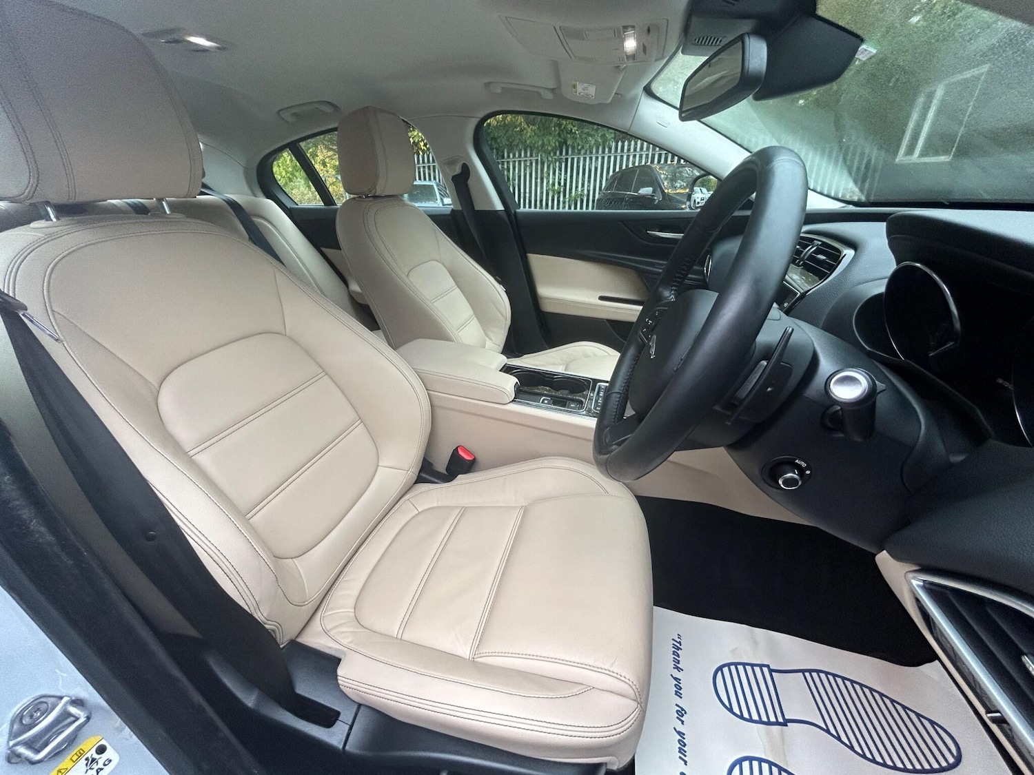 Used Jaguar XE 2015 for sale - 76440624: Photo 13