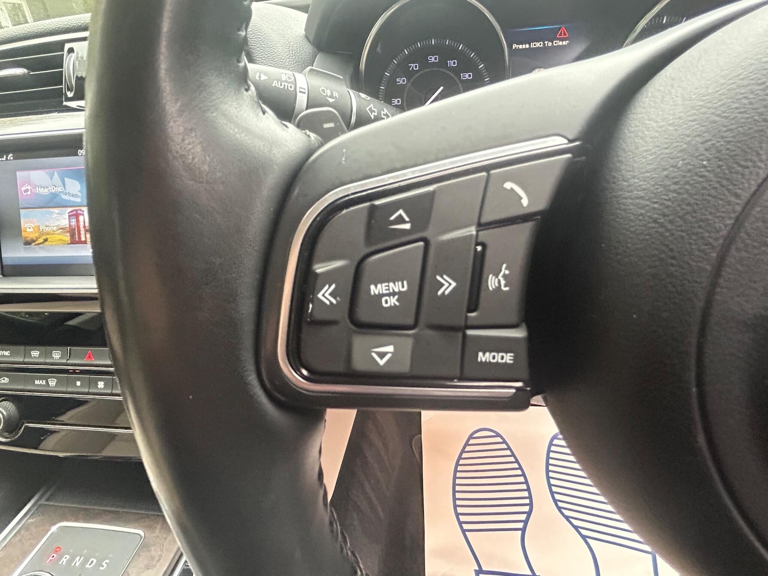 Used Jaguar XE 2015 for sale - 76440624: Photo 39