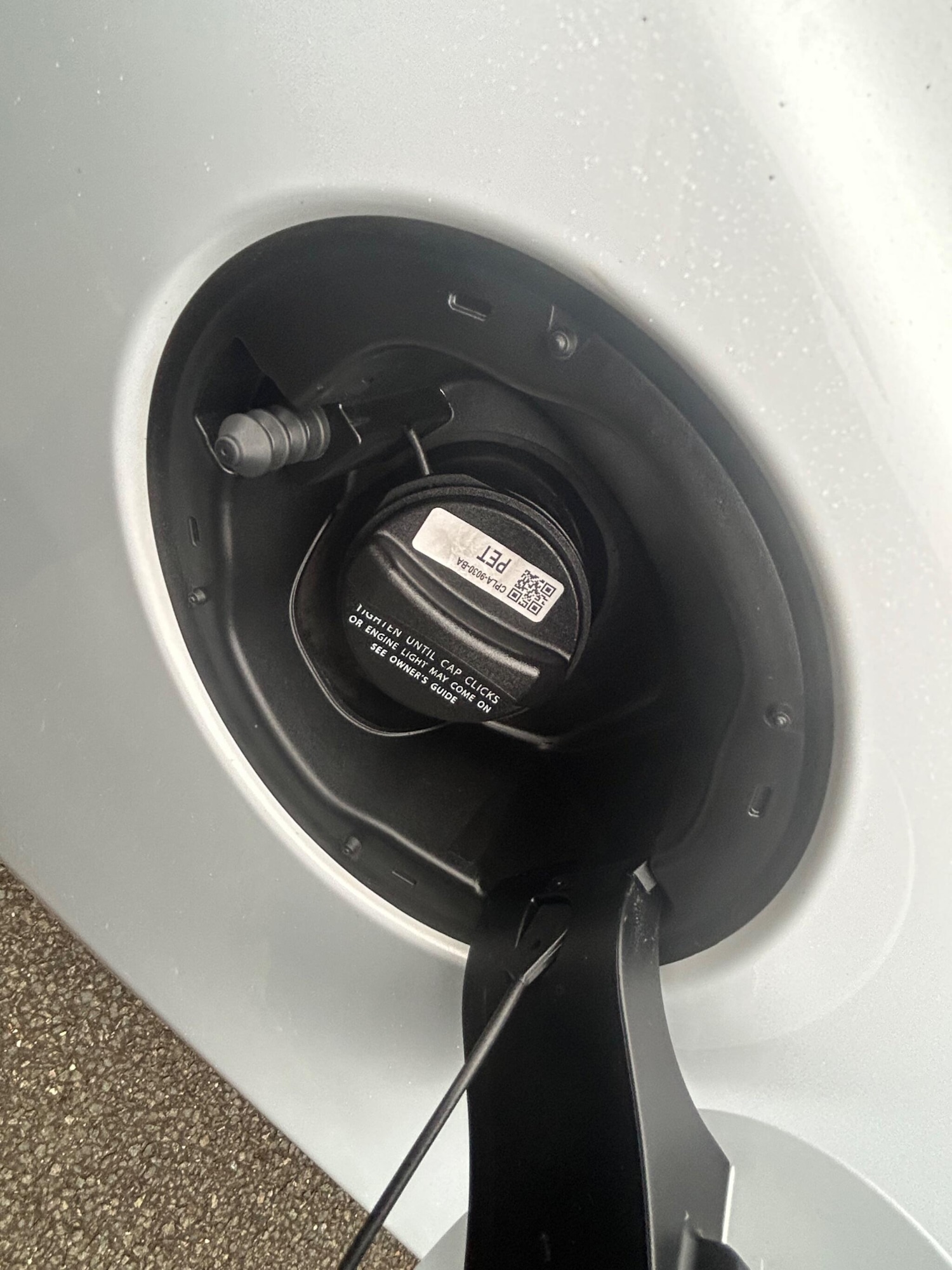 Used Jaguar XE 2015 for sale - 76440624: Photo 48