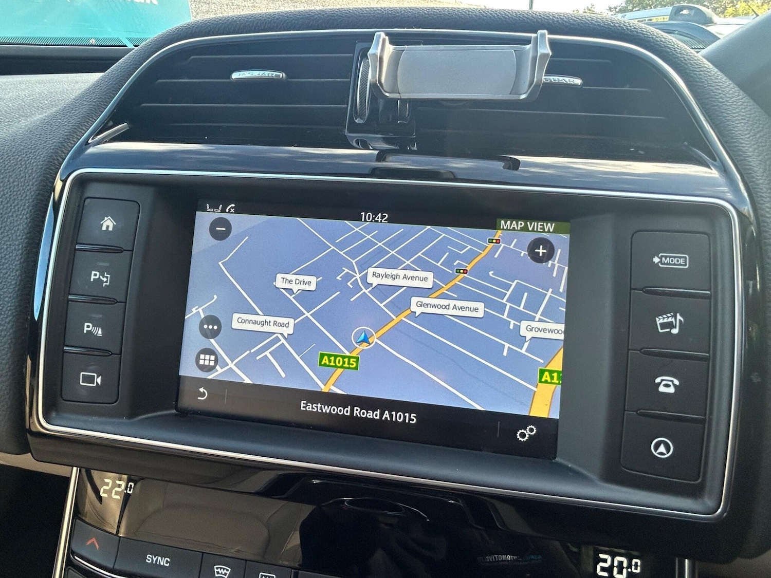 Used Jaguar XE 2015 for sale - 76440624: Photo 54