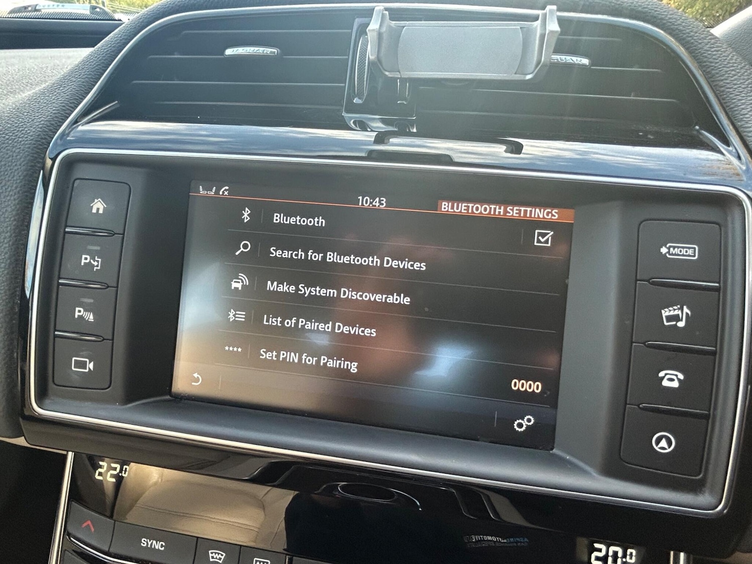 Used Jaguar XE 2015 for sale - 76440624: Photo 57