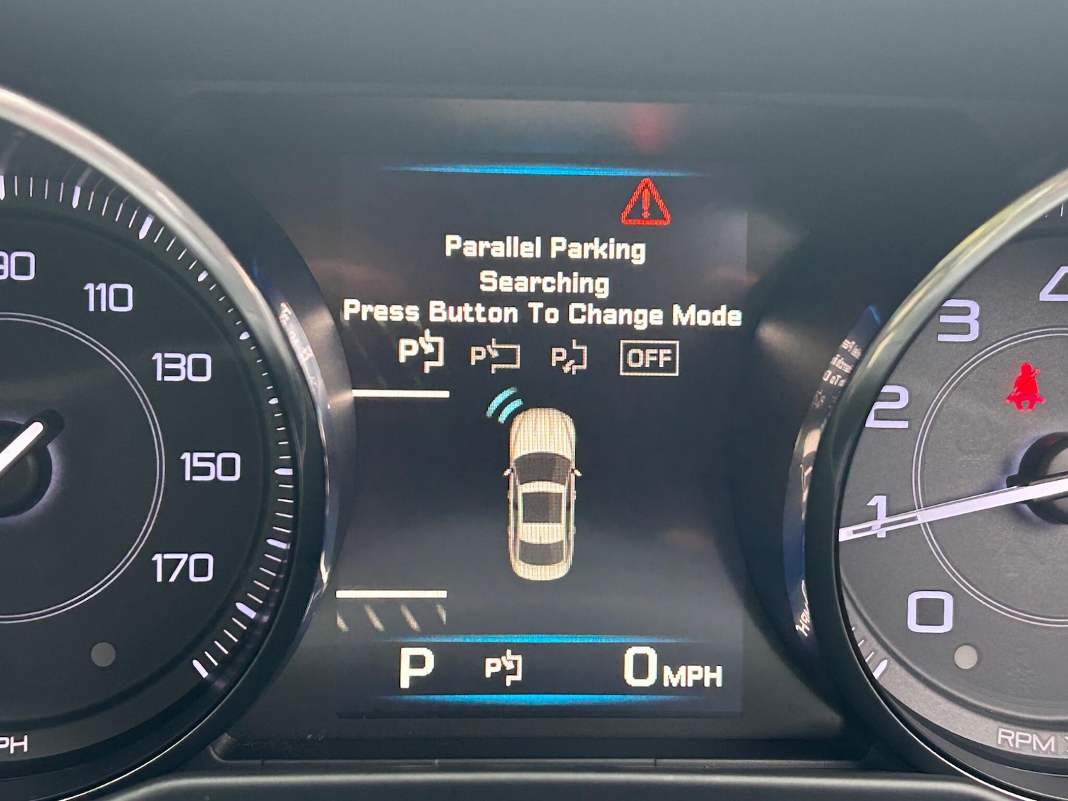 Used Jaguar XE 2015 for sale - 76440624: Photo 66