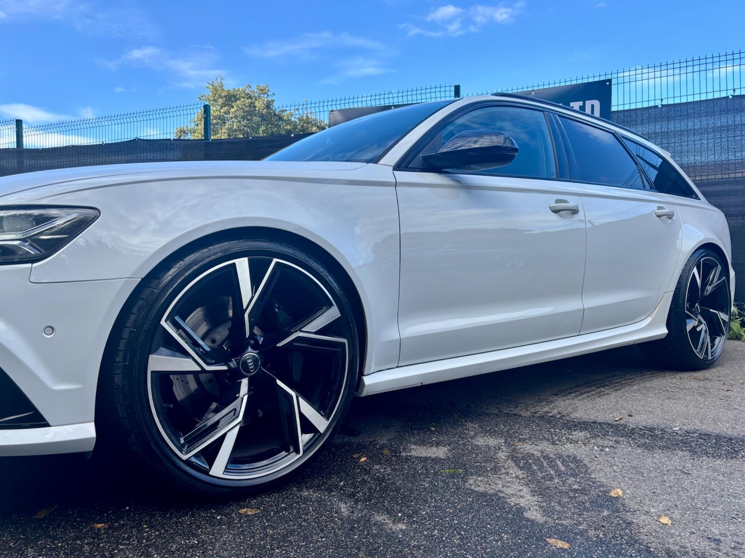 Used Audi RS6 Avant for sale - 76926233: Photo 8