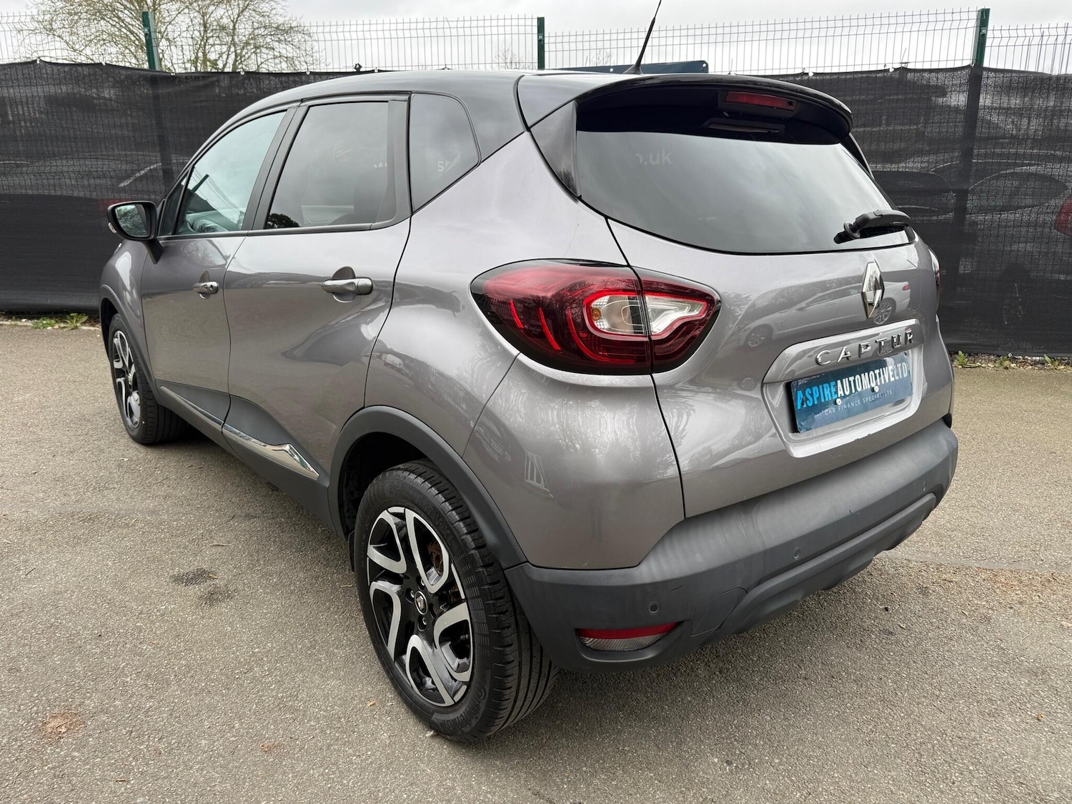 Used Renault Captur 2020 for sale - 78072750: Photo 4