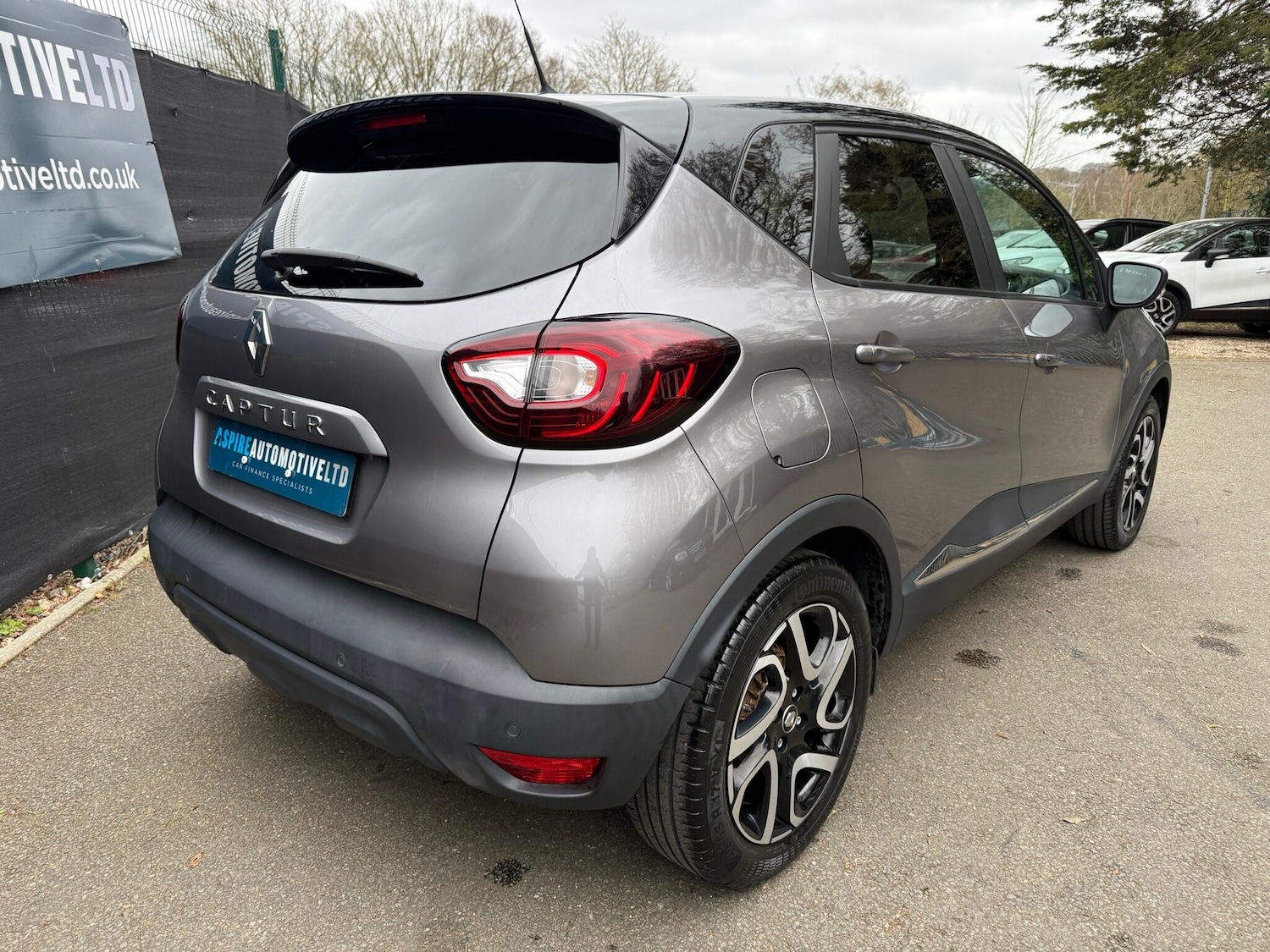 Used Renault Captur 2020 for sale - 78072750: Photo 6