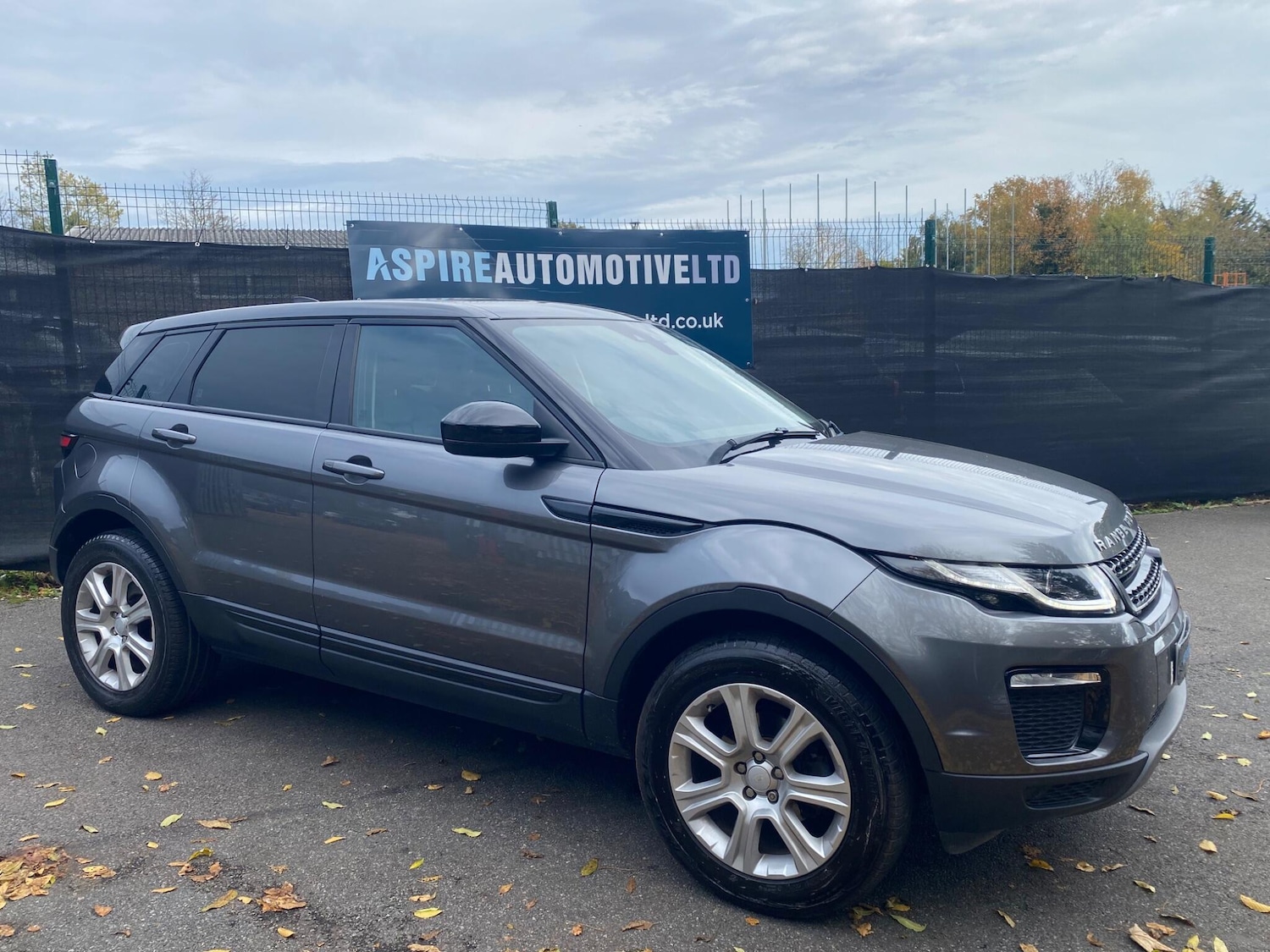 Used Land Rover Range Rover Evoque for sale - 76702464: Photo 2