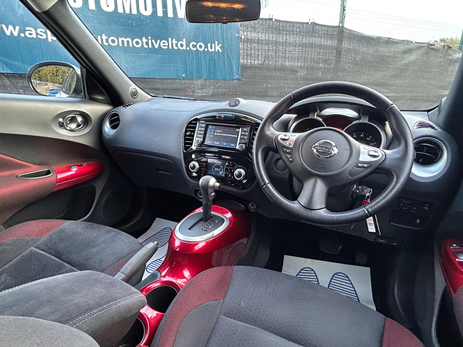 Used Nissan Juke 2013 for sale - 76620047: Photo 17