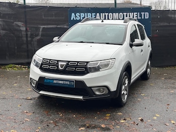 Used Dacia Sandero Stepway 2017 for sale - 76728150: Photo