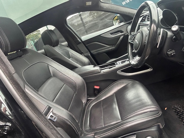 Used Jaguar F-Pace 2019 for sale - 76166719: Photo 14