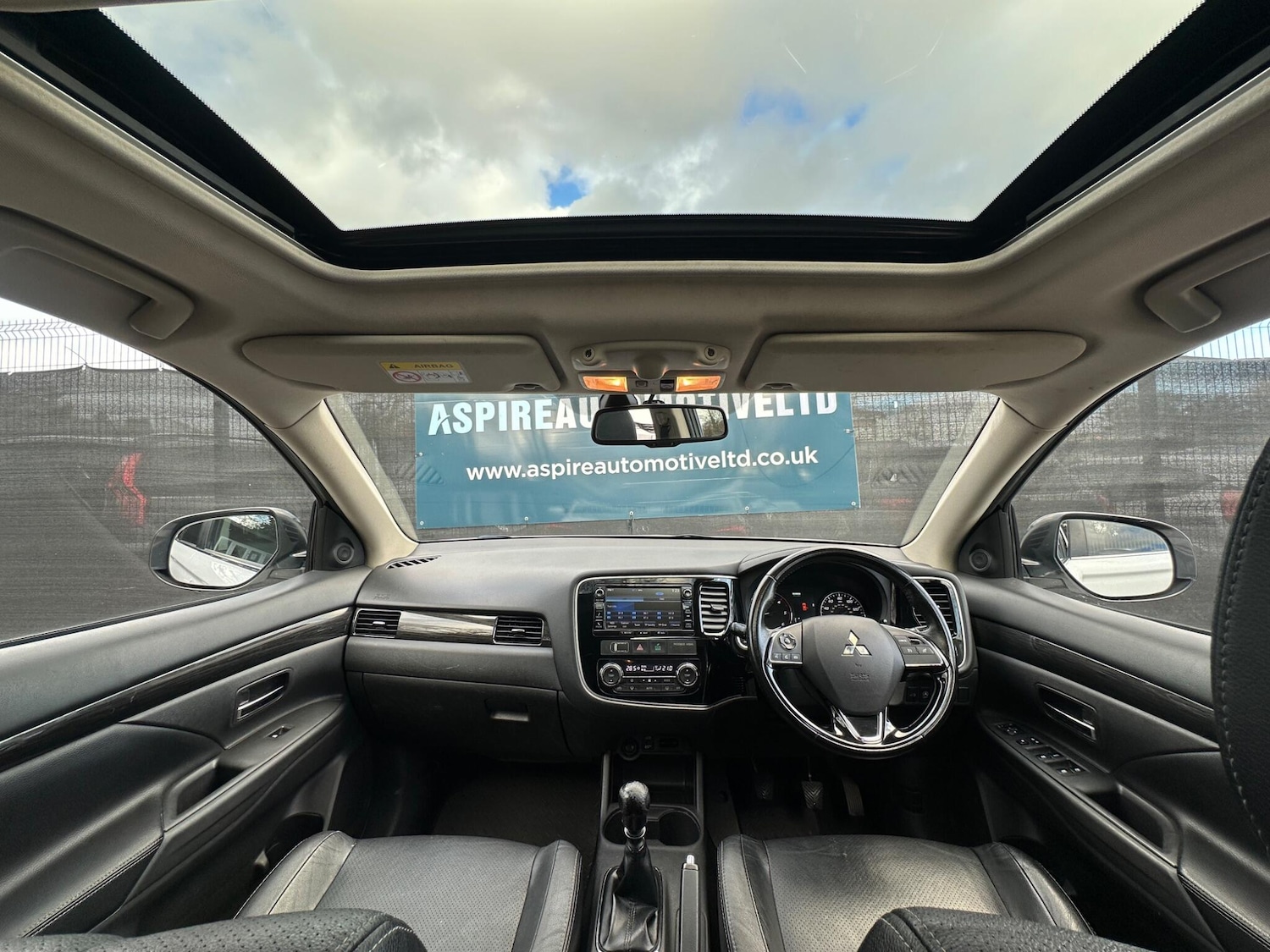 Used Mitsubishi Outlander 2016 for sale - 77229569: Photo 12