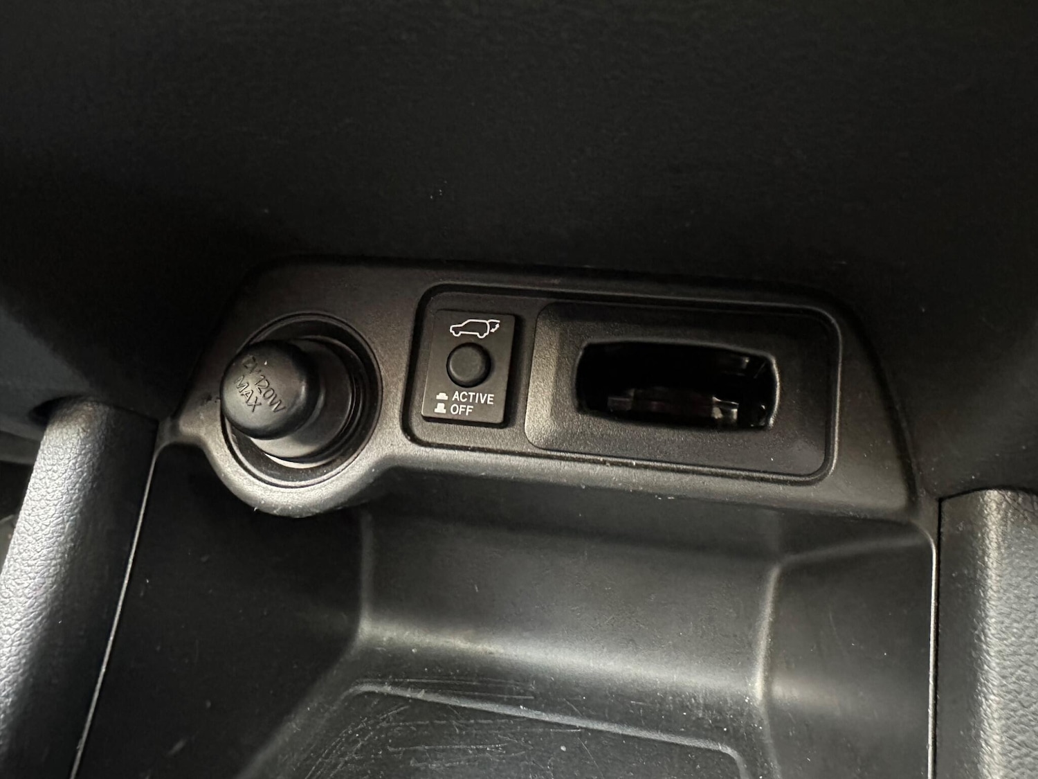 Used Mitsubishi Outlander 2016 for sale - 77229569: Photo 27