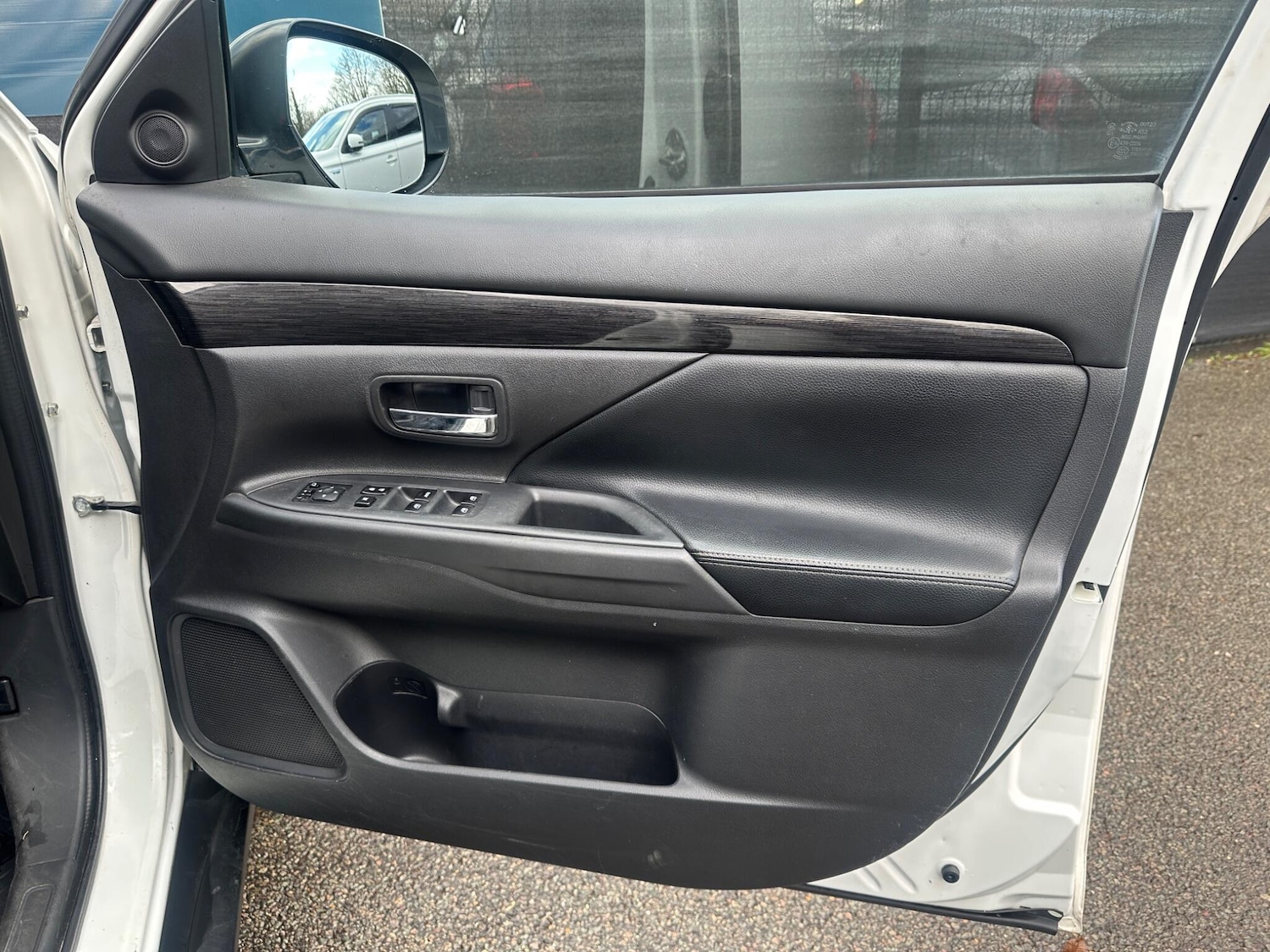 Used Mitsubishi Outlander 2016 for sale - 77229569: Photo 30