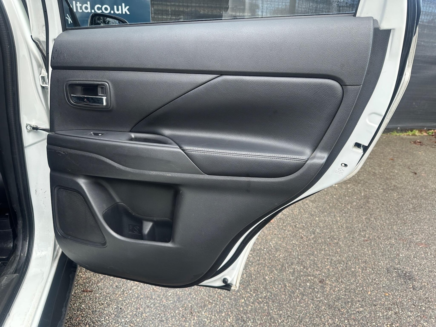 Used Mitsubishi Outlander 2016 for sale - 77229569: Photo 31