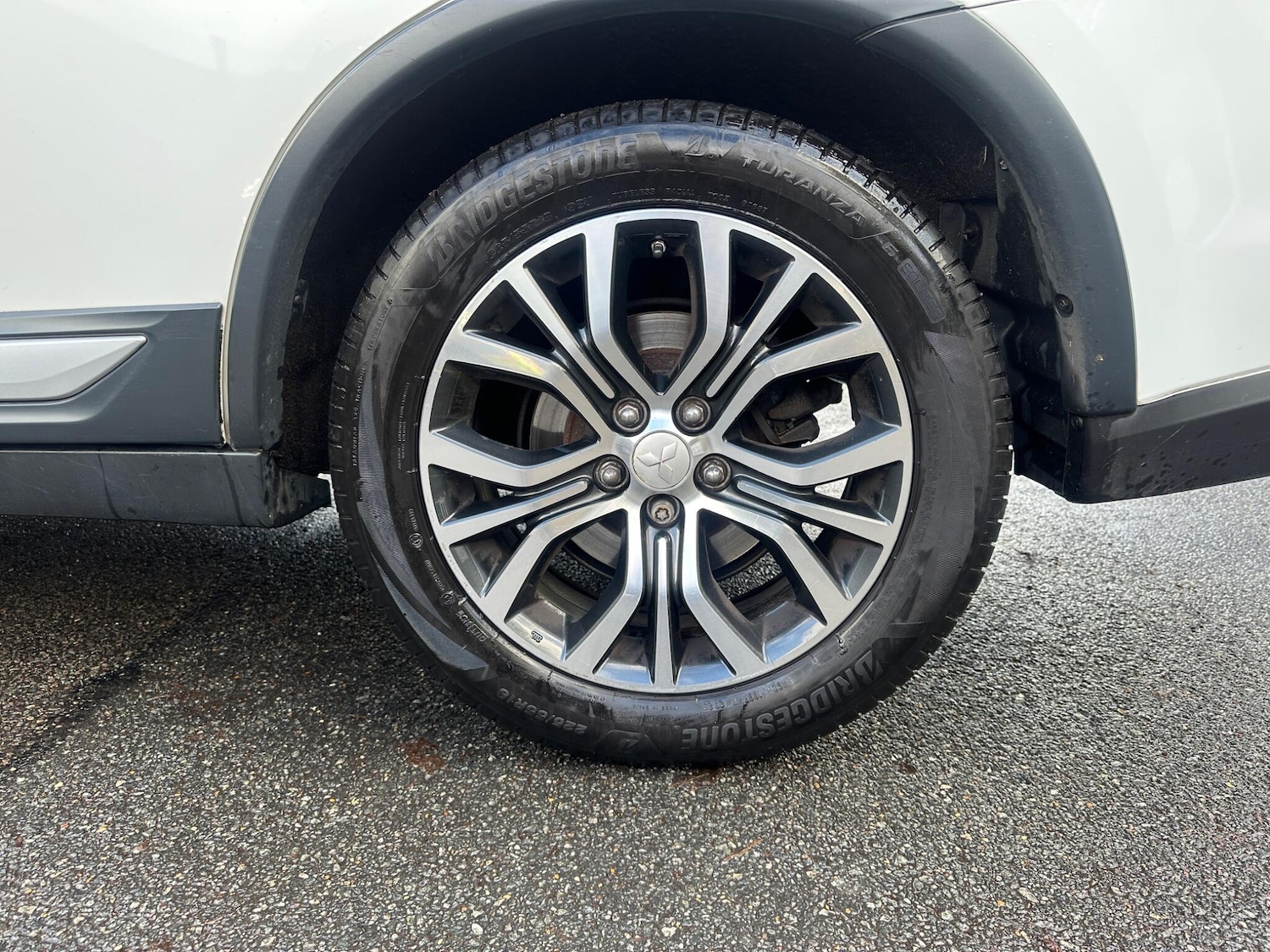 Used Mitsubishi Outlander 2016 for sale - 77229569: Photo 35