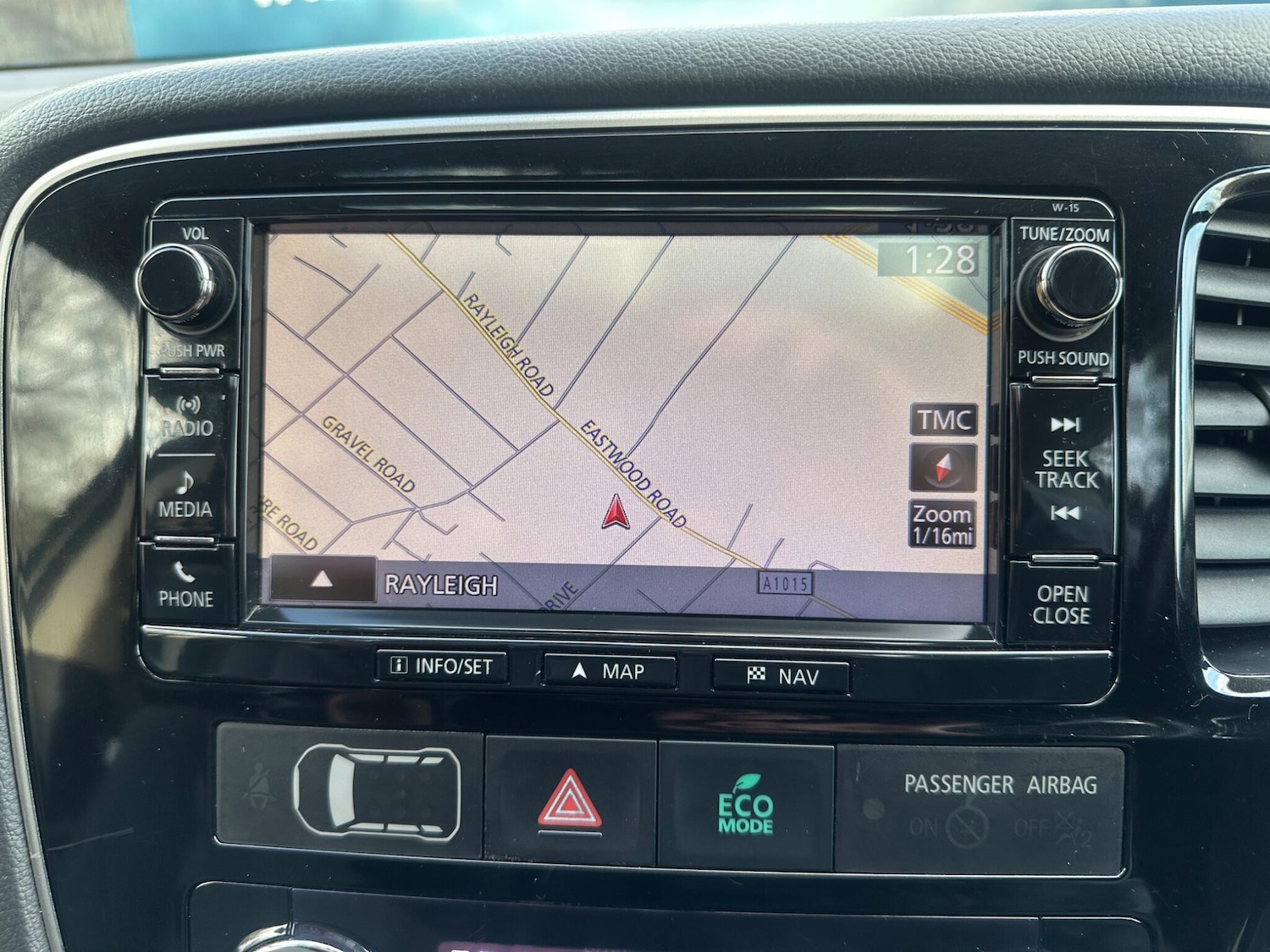 Used Mitsubishi Outlander 2016 for sale - 77229569: Photo 39