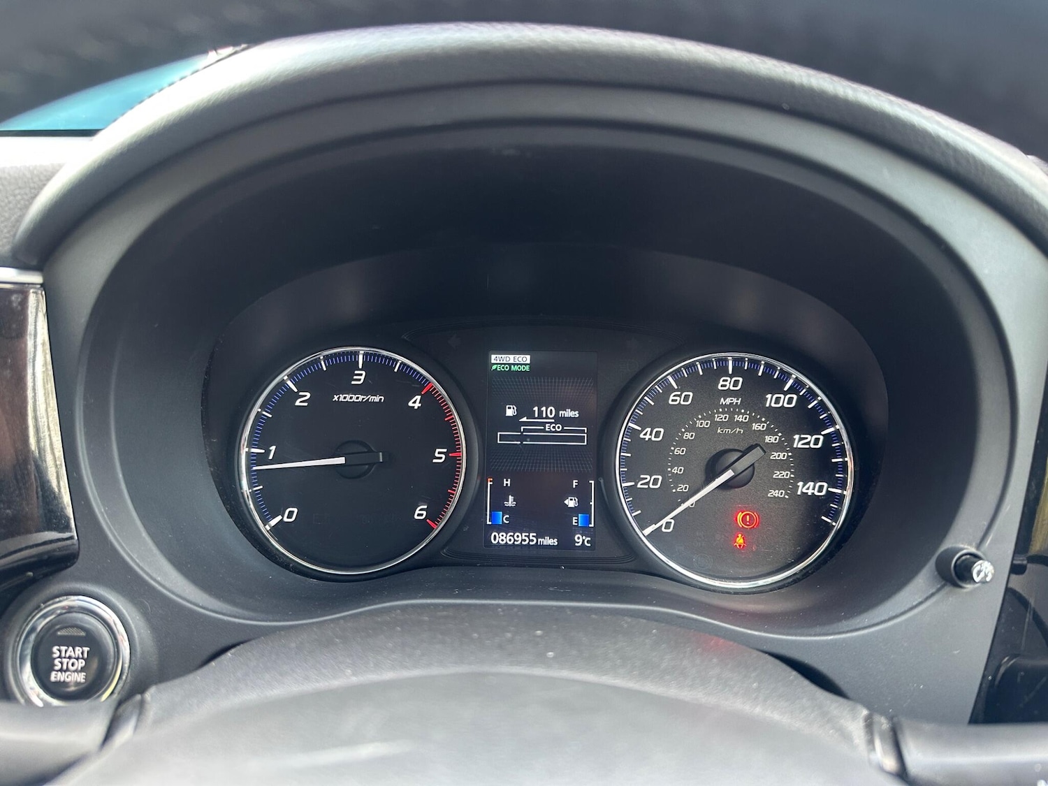 Used Mitsubishi Outlander 2016 for sale - 77229569: Photo 46