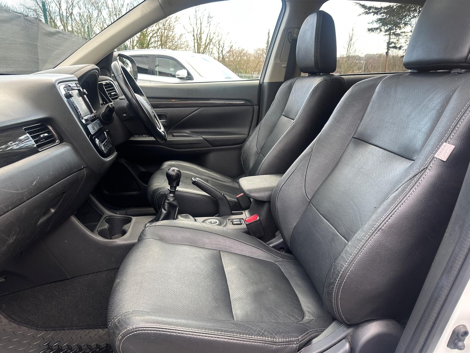 Used Mitsubishi Outlander 2016 for sale - 77229569: Photo 53