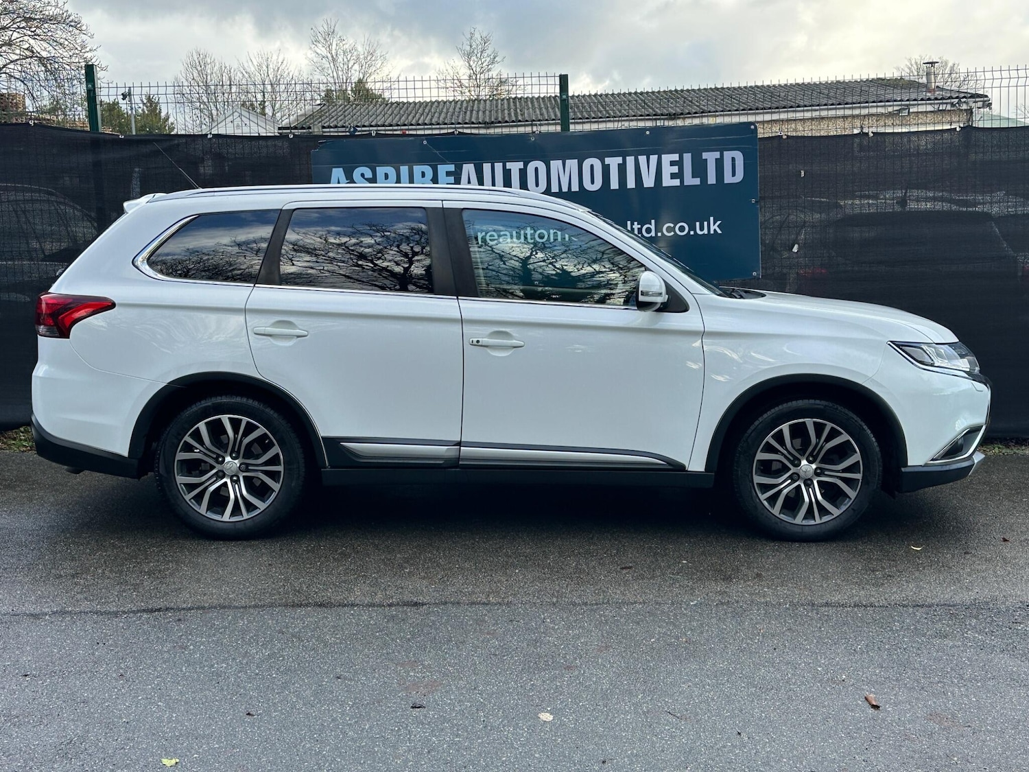 Used Mitsubishi Outlander 2016 for sale - 77229569: Photo 7