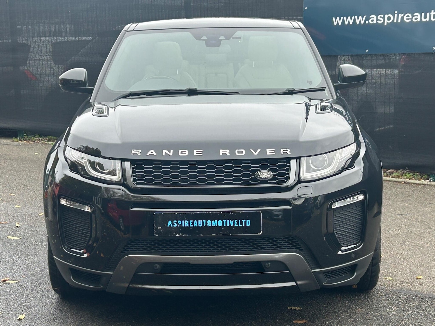 Used Land Rover Range Rover Evoque 2017 for sale - 76522475: Photo 2