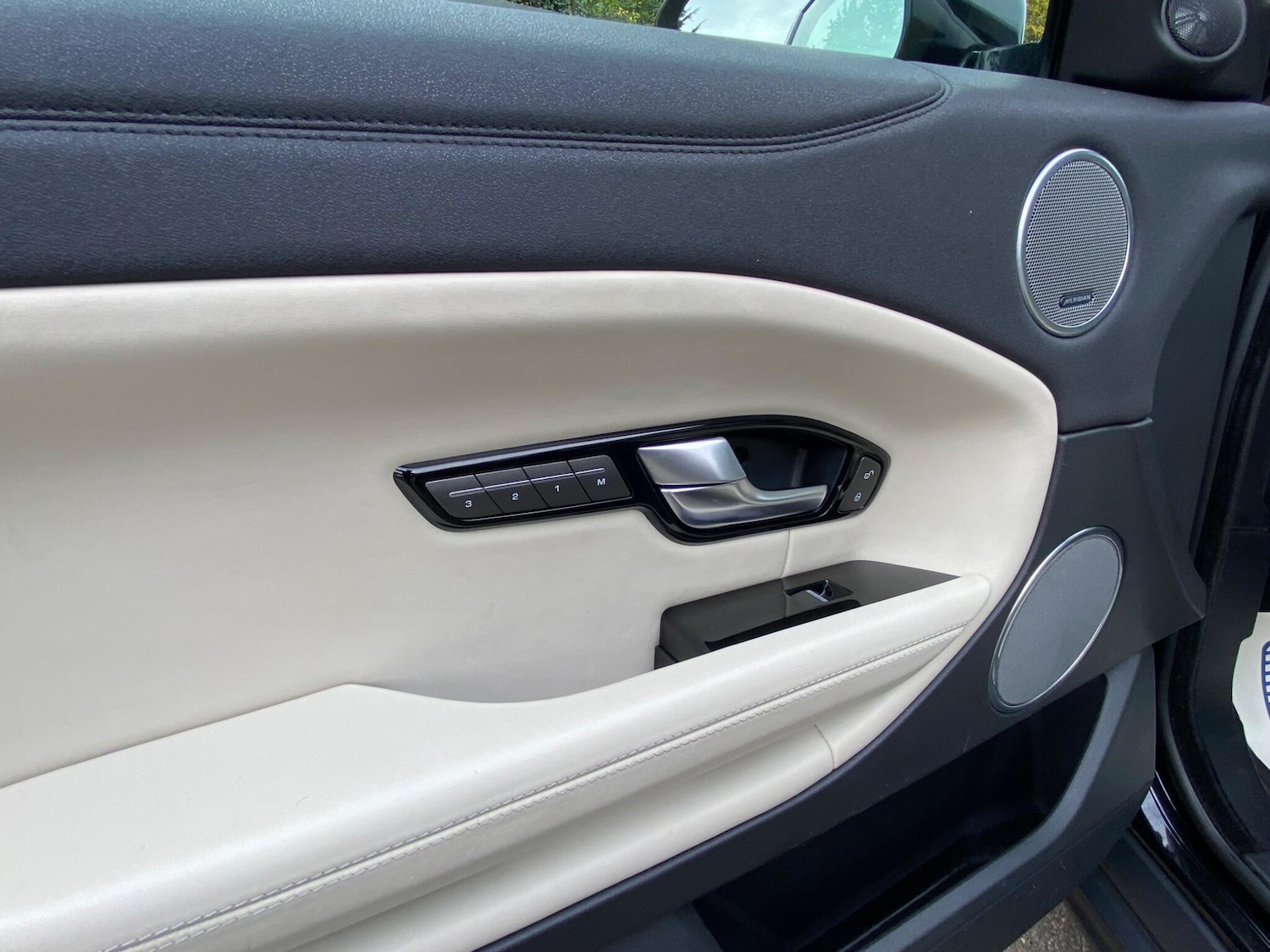 Used Land Rover Range Rover Evoque 2017 for sale - 76522475: Photo 34