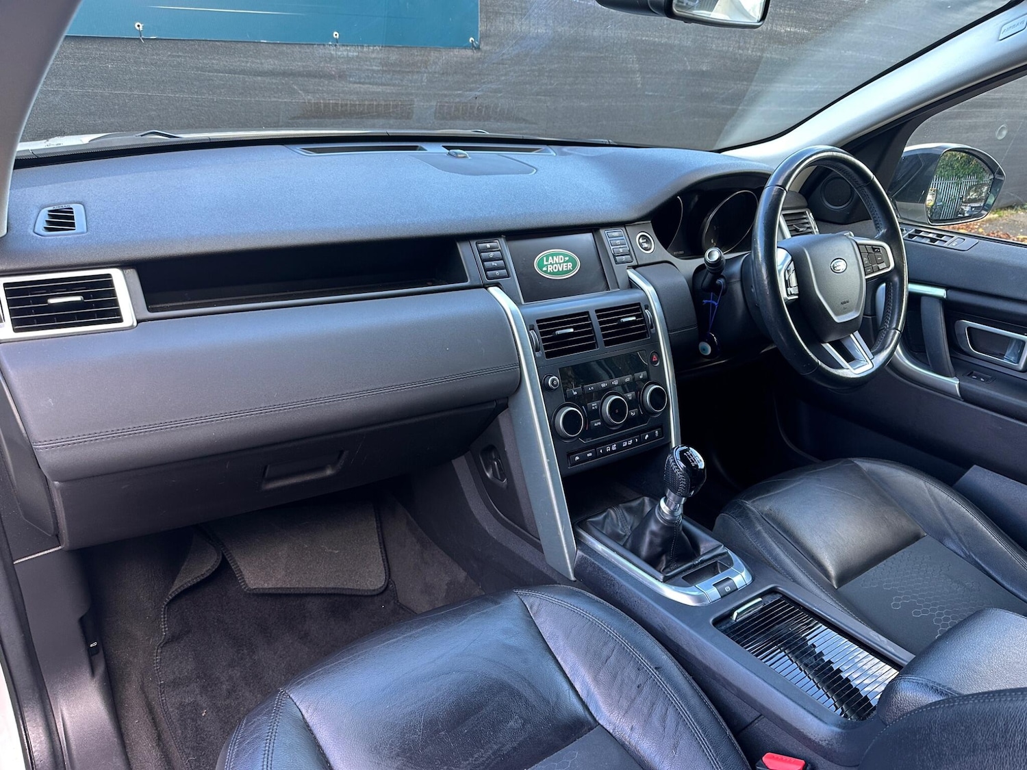 Used Land Rover Discovery Sport 2017 for sale - 76952772: Photo 12