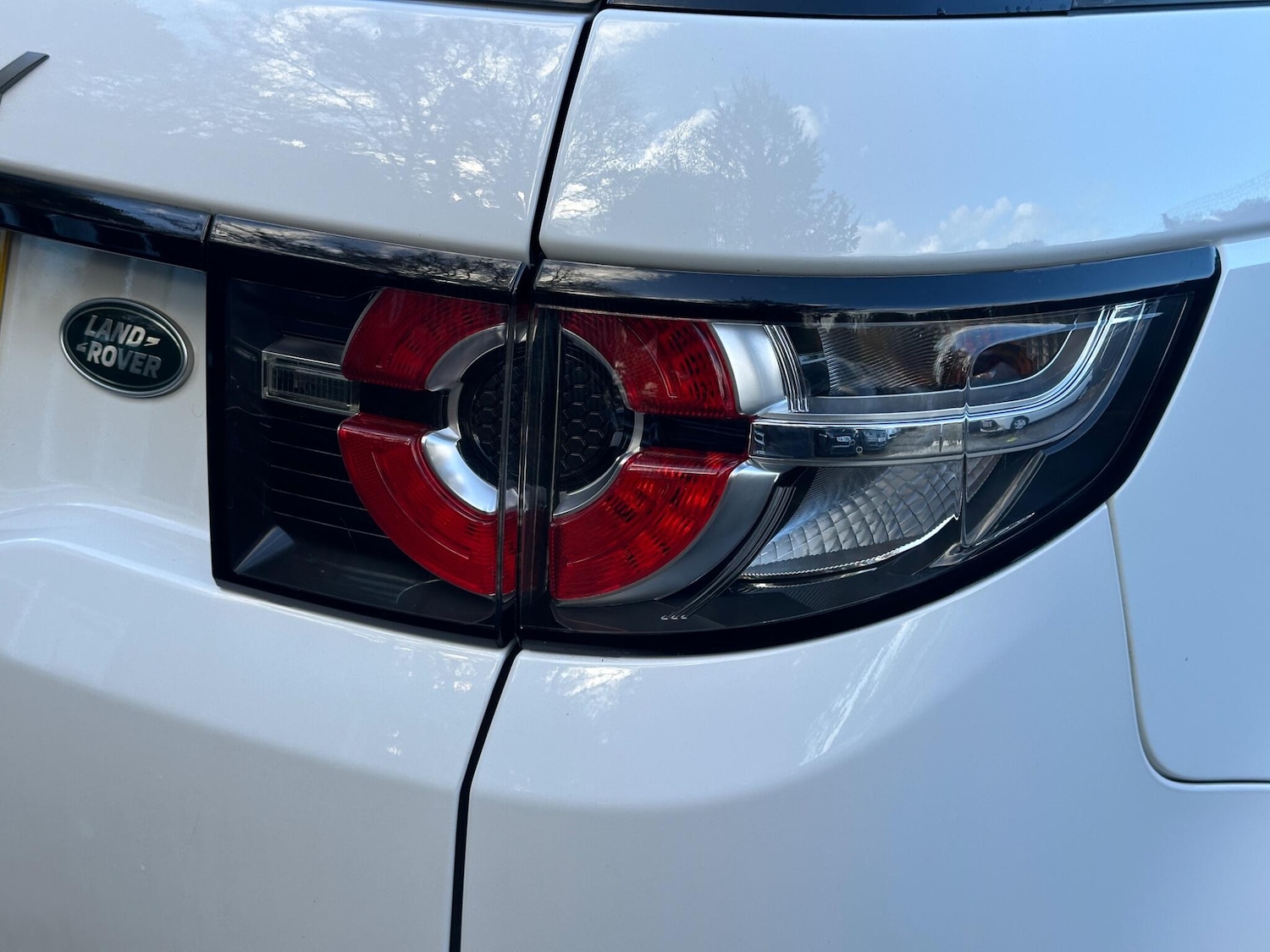 Used Land Rover Discovery Sport 2017 for sale - 76952772: Photo 43