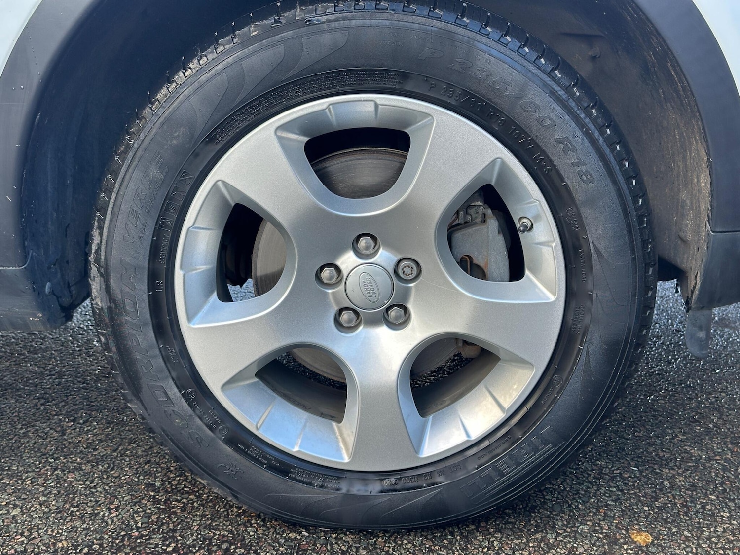 Used Land Rover Discovery Sport 2017 for sale - 76952772: Photo 50