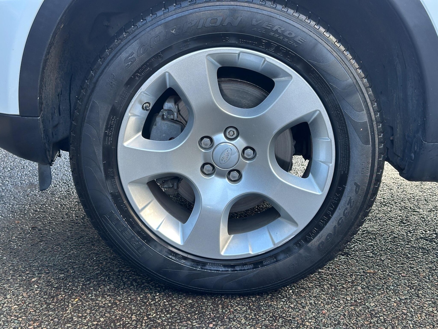 Used Land Rover Discovery Sport 2017 for sale - 76952772: Photo 51