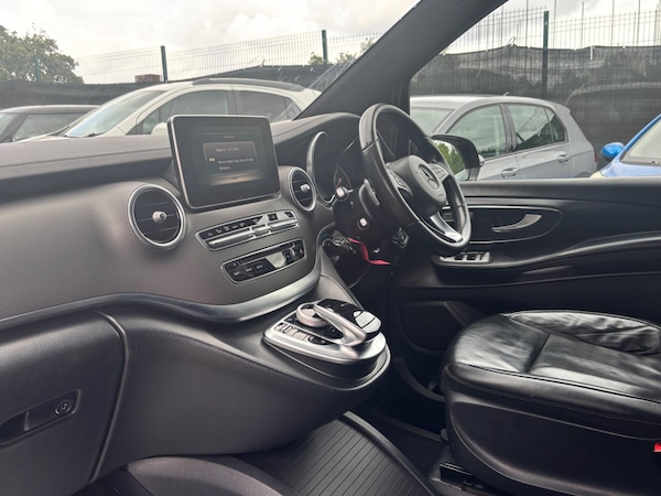 Used Mercedes-Benz V-Class 2018 for sale - 76167336: Photo 19