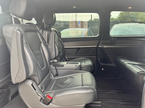 Used Mercedes-Benz V-Class 2018 for sale - 76167336: Photo 31