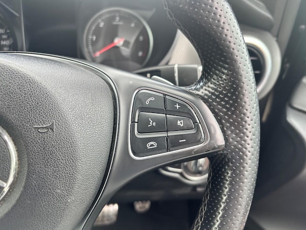 Used Mercedes-Benz V-Class 2018 for sale - 76167336: Photo 39