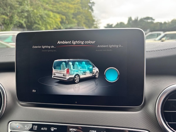Used Mercedes-Benz V-Class 2018 for sale - 76167336: Photo 54