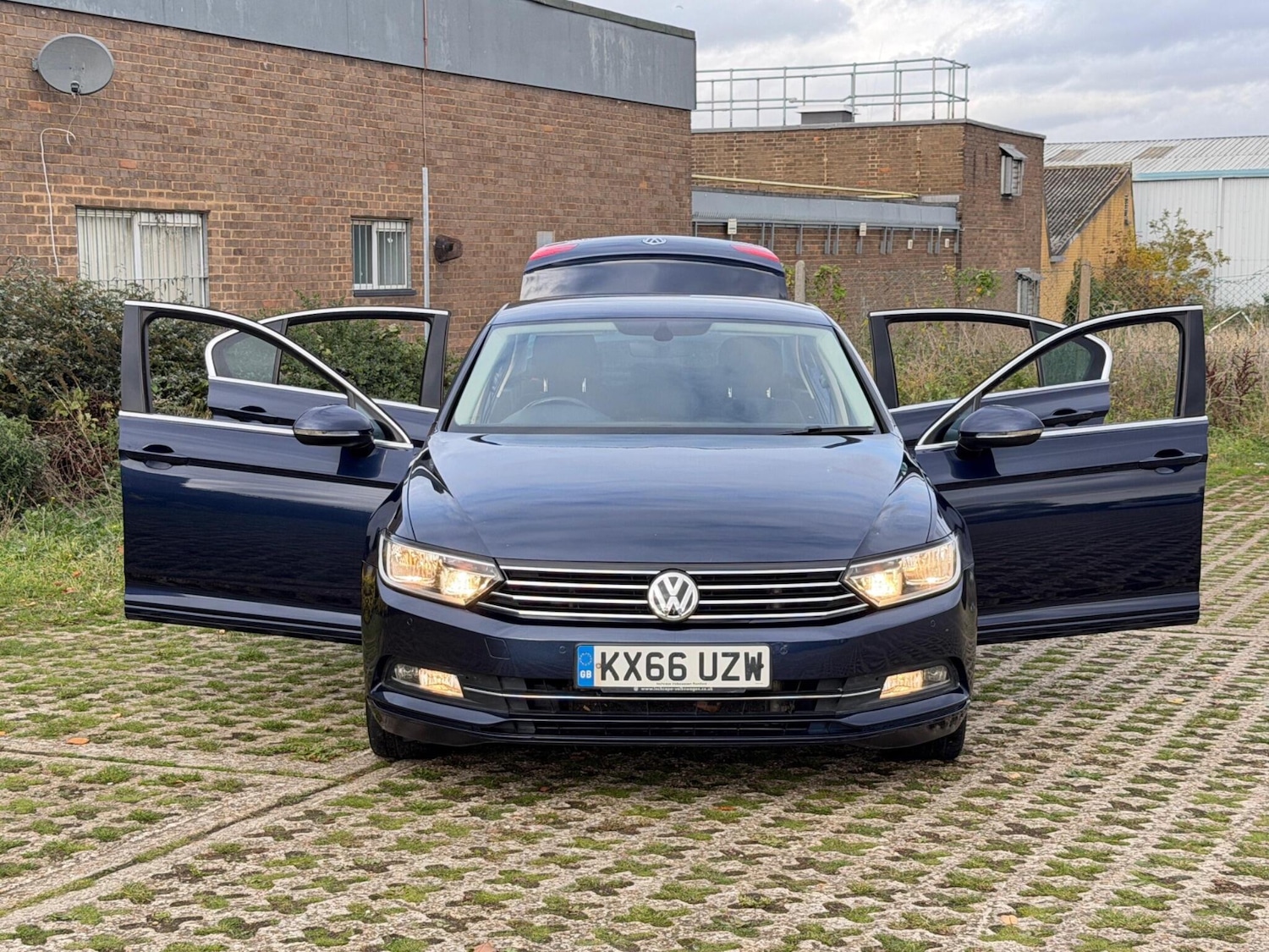 Used Volkswagen Passat 2016 for sale - 76715418: Photo 10