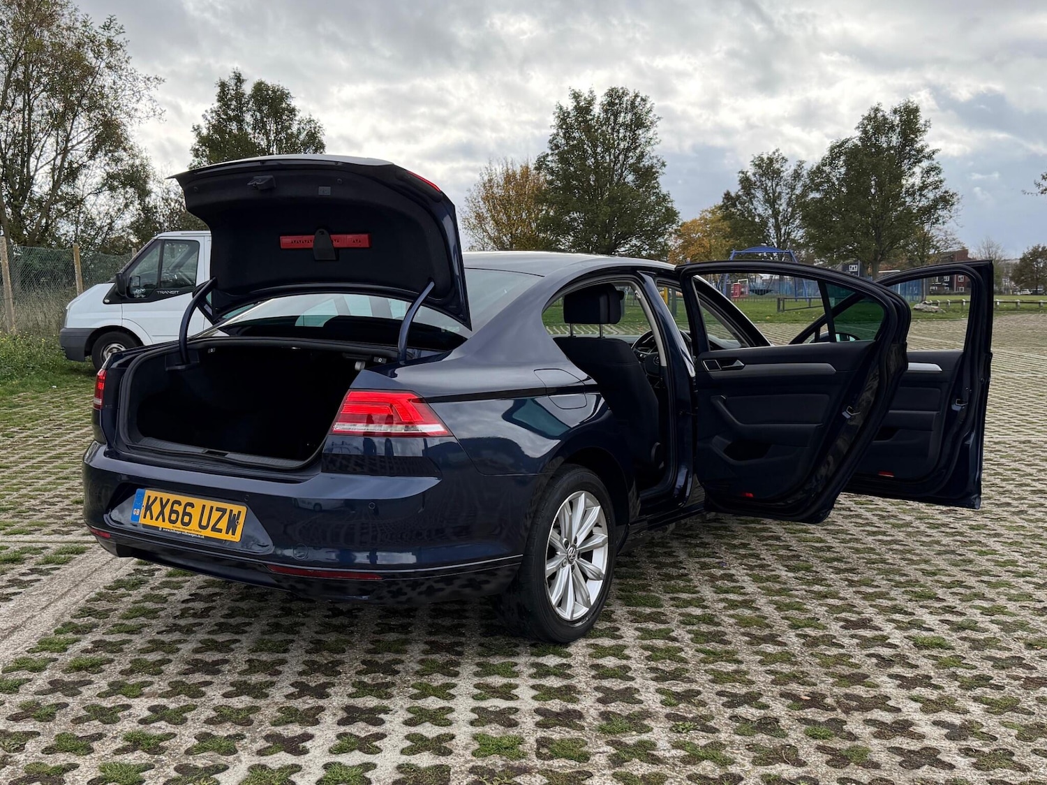 Used Volkswagen Passat 2016 for sale - 76715418: Photo 17