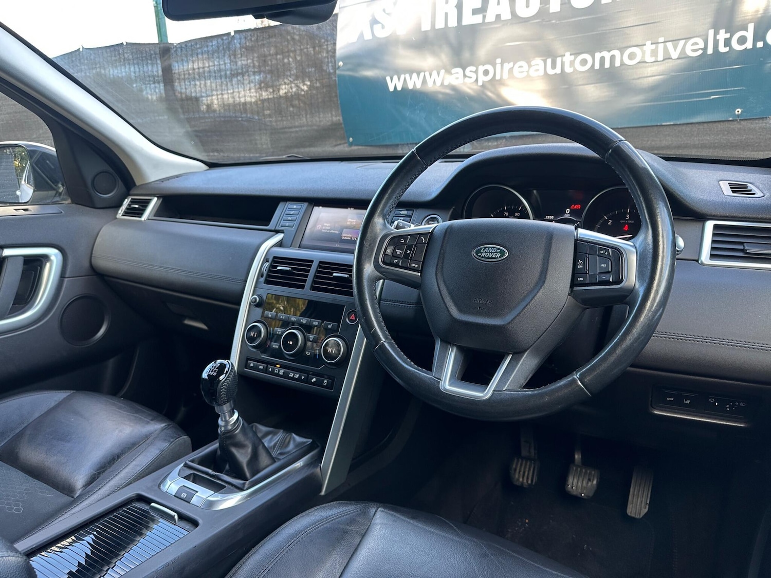 Used Land Rover Discovery Sport 2017 for sale - 76441356: Photo 9