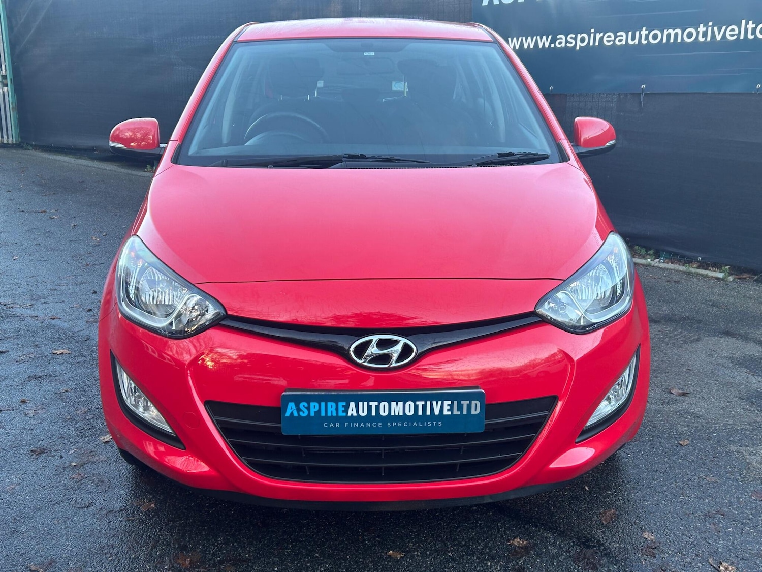 Used Hyundai i20 2014 for sale - 76824066: Photo 2