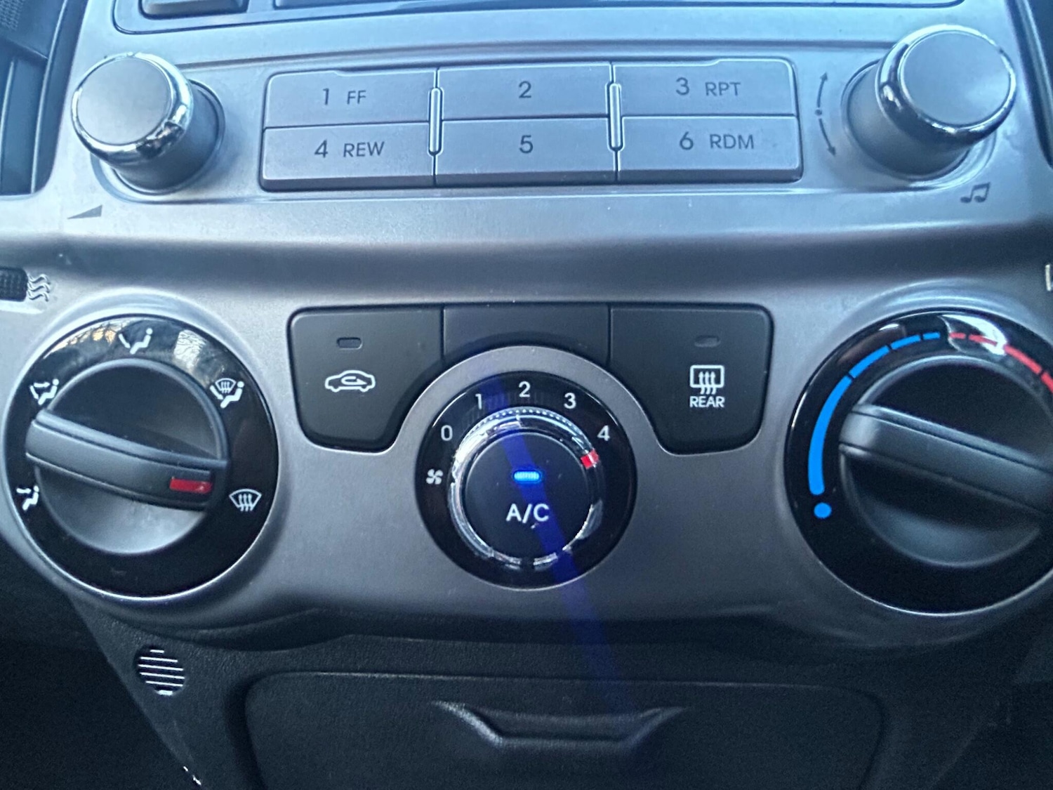 Used Hyundai i20 2014 for sale - 76824066: Photo 35